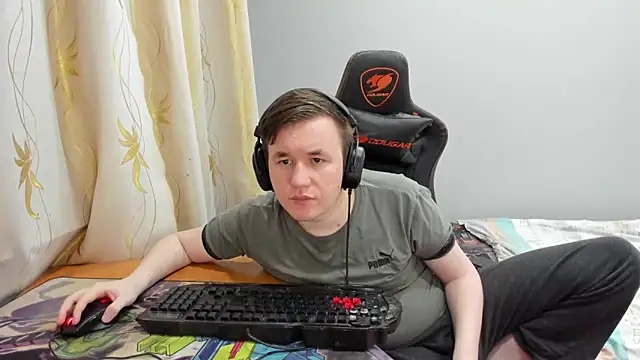 iliaskrislove online show from 06/08/26, 10:32