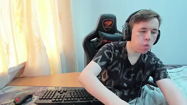 iliaskrislove online show from 06/11/26, 02:53