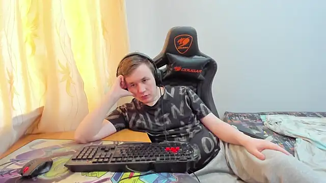 iliaskrislove online show from 06/13/26, 09:07