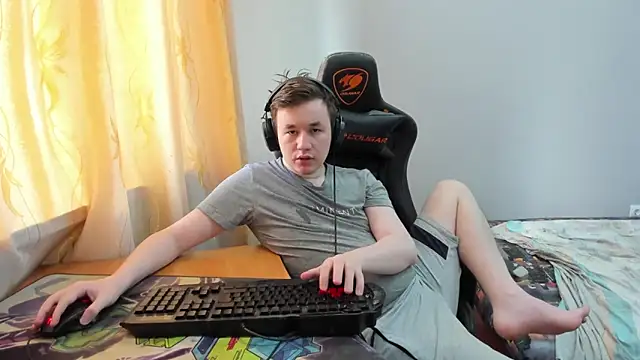 iliaskrislove online show from 06/18/26, 11:03