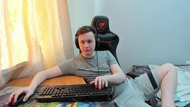 iliaskrislove online show from 06/19/26, 11:14