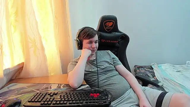 iliaskrislove online show from 06/23/26, 06:00