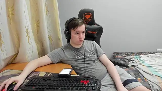iliaskrislove online show from 06/26/26, 06:23