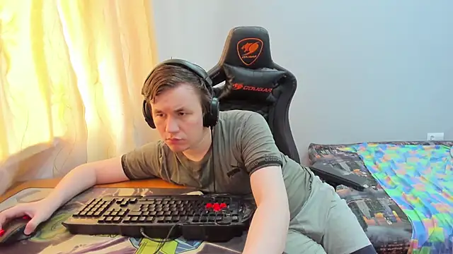 iliaskrislove online show from 07/25/26, 06:44