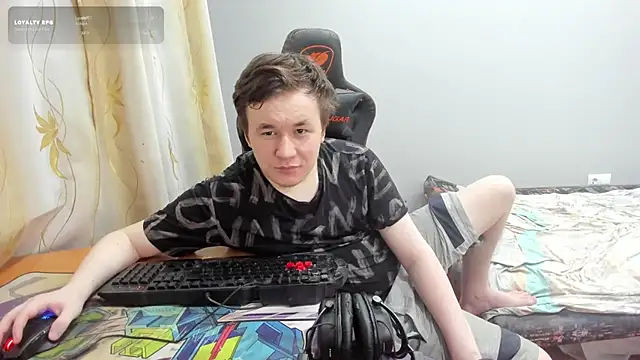 iliaskrislove online show from 07/28/26, 08:23