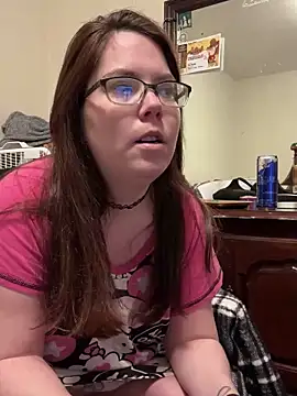 FreakNastyLacie online show from 02/05/25, 07:42