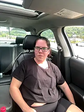 Snapshot of FreakNastyLacie chatting on 09/29/25, 06:13 FreakNastyLacie online show from 09/29/25, 06:13