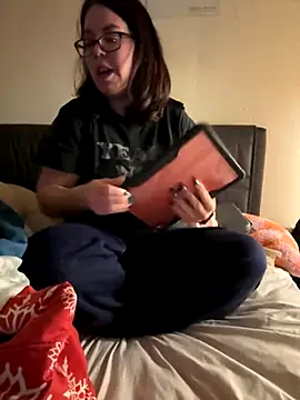 FreakNastyLacie online show from 12/04/25, 04:00