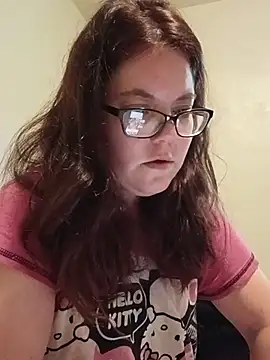 FreakNastyLacie online show from 07/04/26, 12:00
