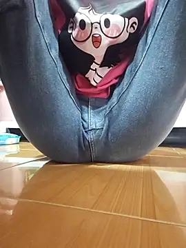 Yummy Girl0 online show from 02/23/25, 03:56
