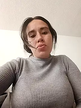 Veeronica Smith online show from 12/13/24, 05:00