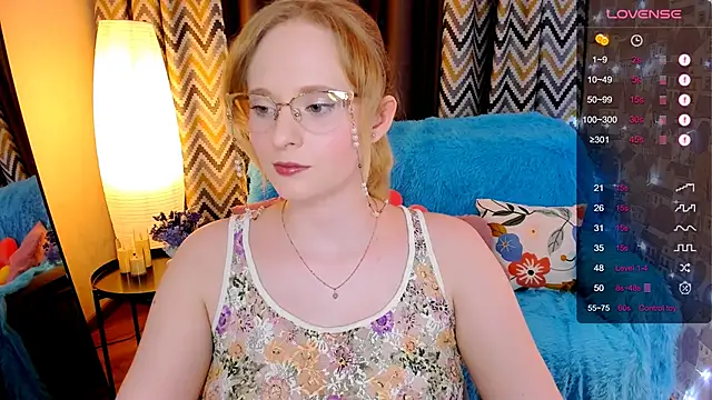 Aemilia  online show from 11/27/25, 08:38