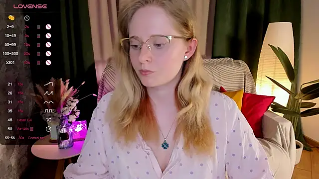 Aemilia  online show from 06/08/26, 08:48