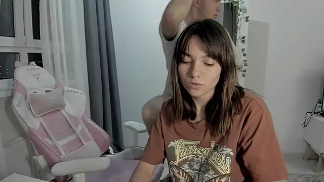 Snapshot of MashkaRay chatting on 09/27/25, 07:08 MashkaRay online show from 09/27/25, 07:08