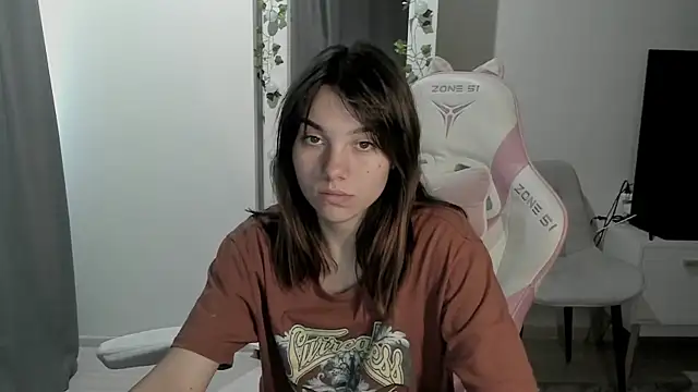 Snapshot of MashkaRay chatting on 09/28/25, 08:52 MashkaRay online show from 09/28/25, 08:52