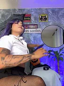 Snapshot of antonelaswete02 chatting on 10/29/25, 12:02 antonelaswete02 online show from 10/29/25, 12:02