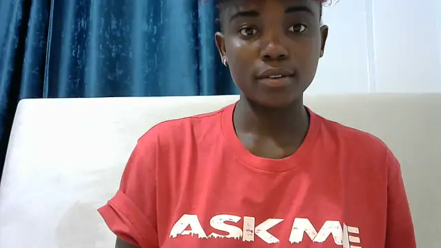 Snapshot of Latiffagodess chatting on 11/07/25, 03:34 Latiffagodess online show from 11/07/25, 03:34