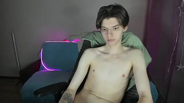 Liam sexy1 online show from 03/18/25, 04:26