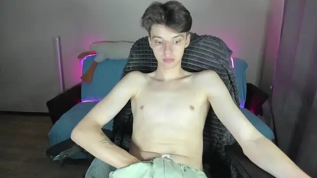 Liam sexy1 online show from 09/28/25, 07:30