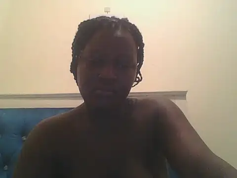 Snapshot of Heavy_ass chatting on 02/13/25, 03:39 Heavy ass online show from 02/13/25, 03:39