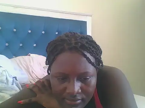 Snapshot of Heavy_ass chatting on 02/20/25, 10:37 Heavy ass online show from 02/20/25, 10:37