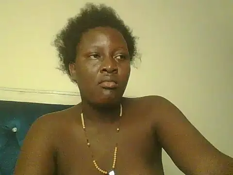 Snapshot of Heavy_ass chatting on 03/18/25, 08:15 Heavy ass online show from 03/18/25, 08:15