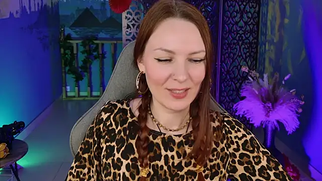 Snapshot of VandaRossi chatting on 12/19/24, 04:24 VandaRossi online show from 12/19/24, 04:24