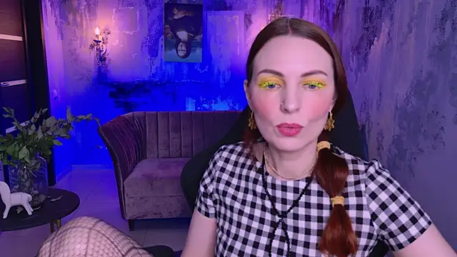 Snapshot of VandaRossi chatting on 03/02/25, 11:18 VandaRossi online show from 03/02/25, 11:18