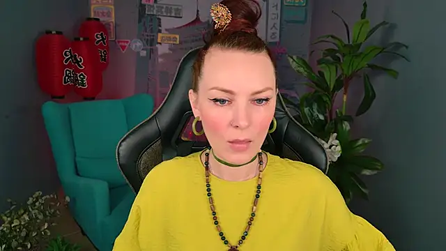 VandaRossi online show from 09/24/25, 09:12