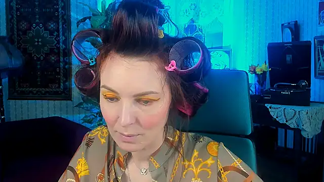 VandaRossi online show from 10/09/25, 11:08