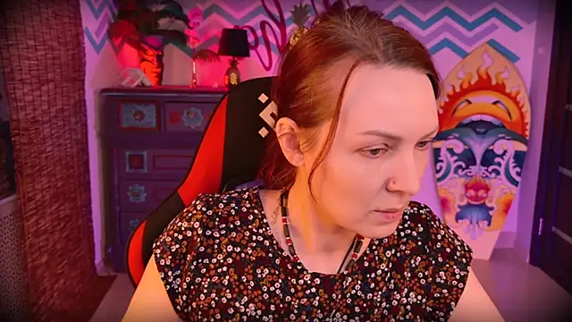 VandaRossi online show from 11/04/25, 09:52