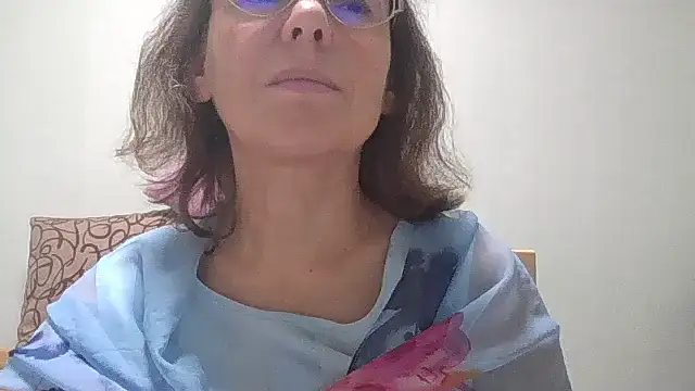 HollyJewel online show from 10/09/25, 04:49