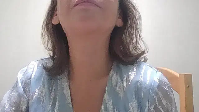 HollyJewel online show from 10/20/25, 05:24