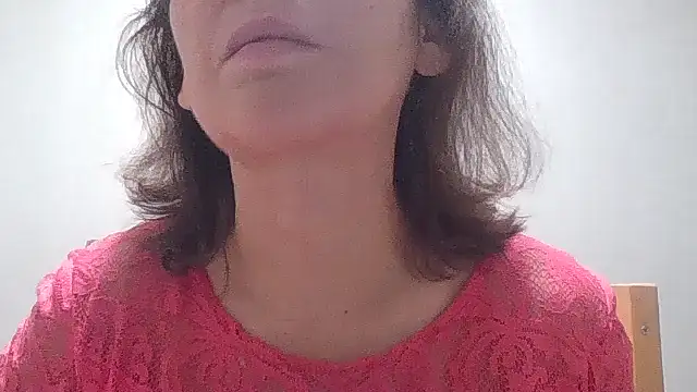 HollyJewel online show from 10/21/25, 04:19