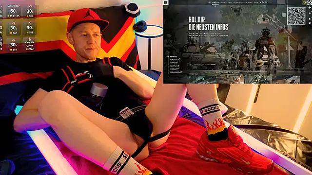 Snapshot of Fuc71 chatting on 10/22/25, 06:51 Fuc71 online show from 10/22/25, 06:51