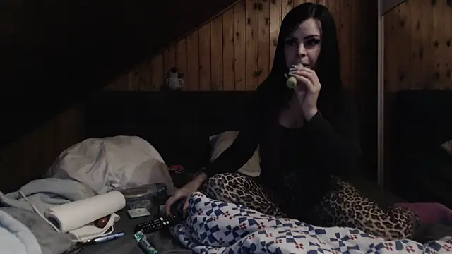 BoeseMoni1998 online show from 09/27/25, 05:18