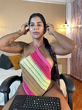Snapshot of Cleopatra_Fit chatting on 01/16/26, 10:08 Cleopatra Fit online show from 01/16/26, 10:08