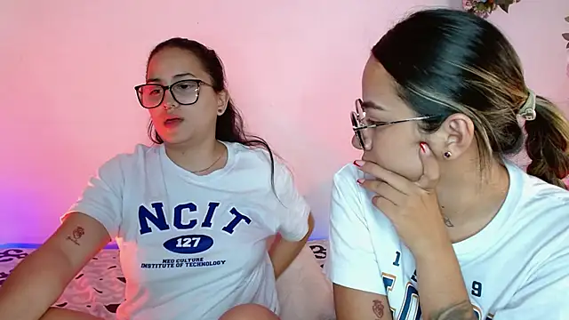 Jules n Gia online show from 12/14/24, 11:12