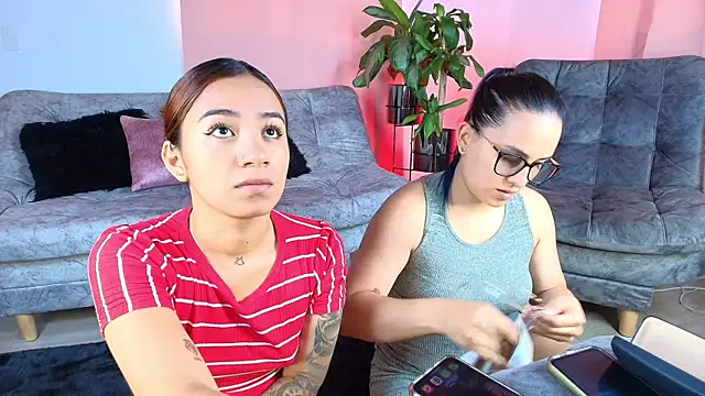 Jules n Gia online show from 10/14/25, 02:40