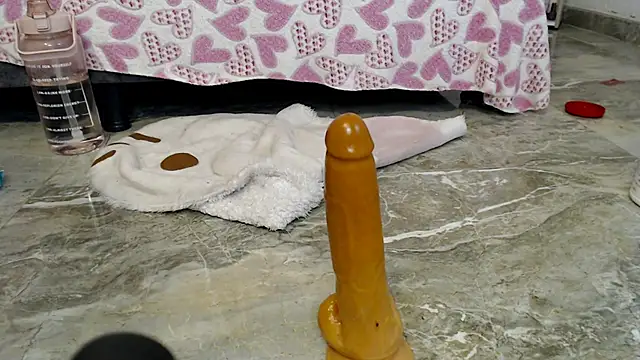 zaritagape21 online show from 03/19/25, 12:48