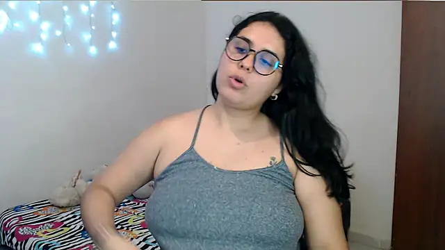 zaritagape21 online show from 09/28/25, 04:40