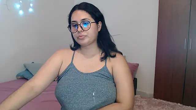 zaritagape21 online show from 10/08/25, 03:15