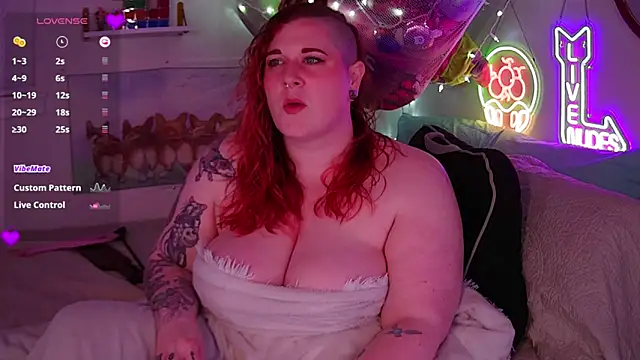 opalreigning online show from 12/02/25, 10:31