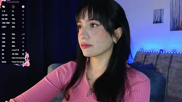 Snapshot of ZaraDames_ chatting on 09/23/25, 03:20 ZaraDames online show from 09/23/25, 03:20