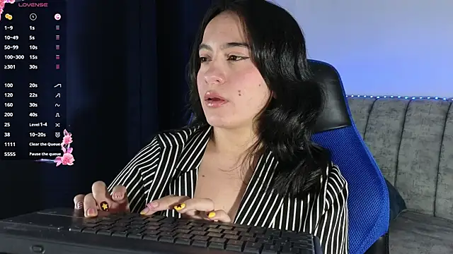 ZaraDames  online show from 06/11/26, 04:21
