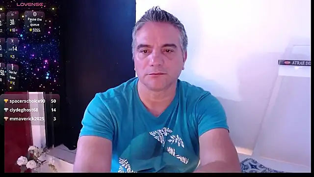 Snapshot of golden_punisher chatting on 02/02/25, 08:13 golden punisher online show from 02/02/25, 08:13