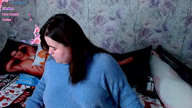Estelle Hicks online show from 12/14/24, 06:20