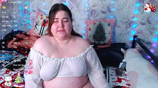 Estelle Hicks online show from 12/24/24, 07:44