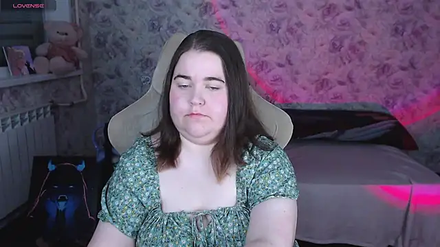Estelle Hicks online show from 05/21/26, 07:10