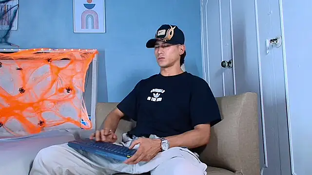 Snapshot of Jhonn_Rhyss chatting on 10/05/25, 07:34 Jhonn Rhyss online show from 10/05/25, 07:34